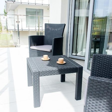 Komfortowy Apartament Lazur Z Garazem Kołobrzeg Exterior foto